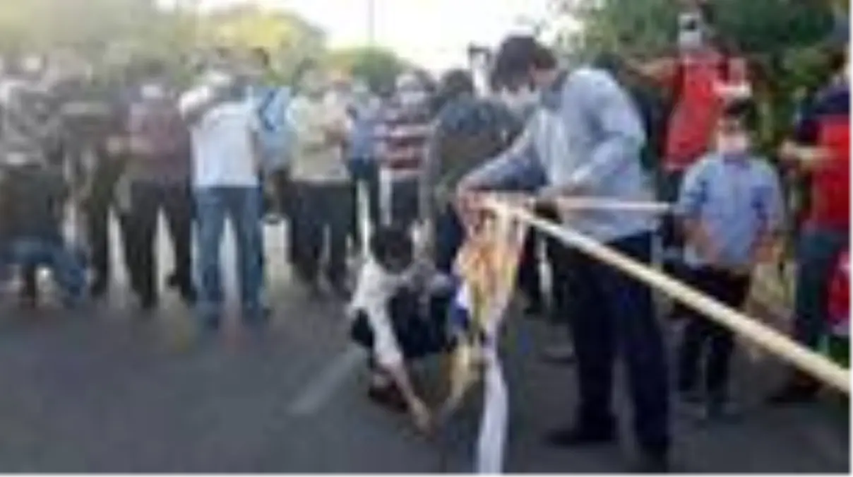 Son dakika haberi... - İran'da İsrail ile normalleşme kararı alan BAE protesto edildi