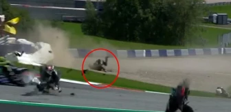 Moto GP'de yaşanan kazada efsane pilot Valentino Rossi, ölümden döndü
