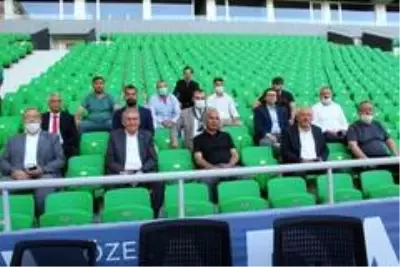 Sakaryaspor'un yeni başkanı Cevat Ekşi oldu Sakaryaspor'un yeni başkanı Cevat Ekşi oldu