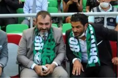 Sakaryaspor'un yeni başkanı Cevat Ekşi oldu Sakaryaspor'un yeni başkanı Cevat Ekşi oldu