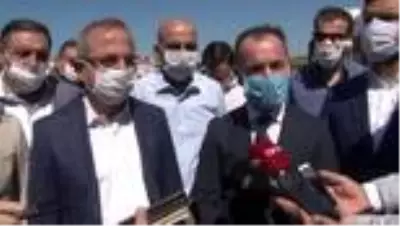 AK Parti İzmir'den ulaşım düzenlemesi tepkisi AK Parti İzmir'den ulaşım düzenlemesi tepkisi