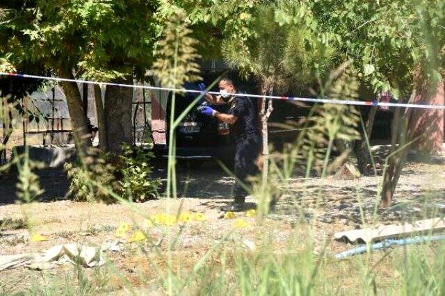 Arsa tartışmasında gözü dönen amca, çifte cinayet sonrası dondurma yiyip jandarmaya teslim oldu