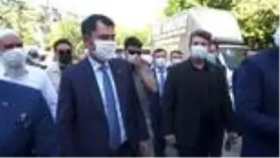 Bakan Kurum, Güngören Millet Bahçesi şantiye alanında incelemelerde bulundu Bakan Kurum, Güngören Millet Bahçesi şantiye alanında incelemelerde bulundu