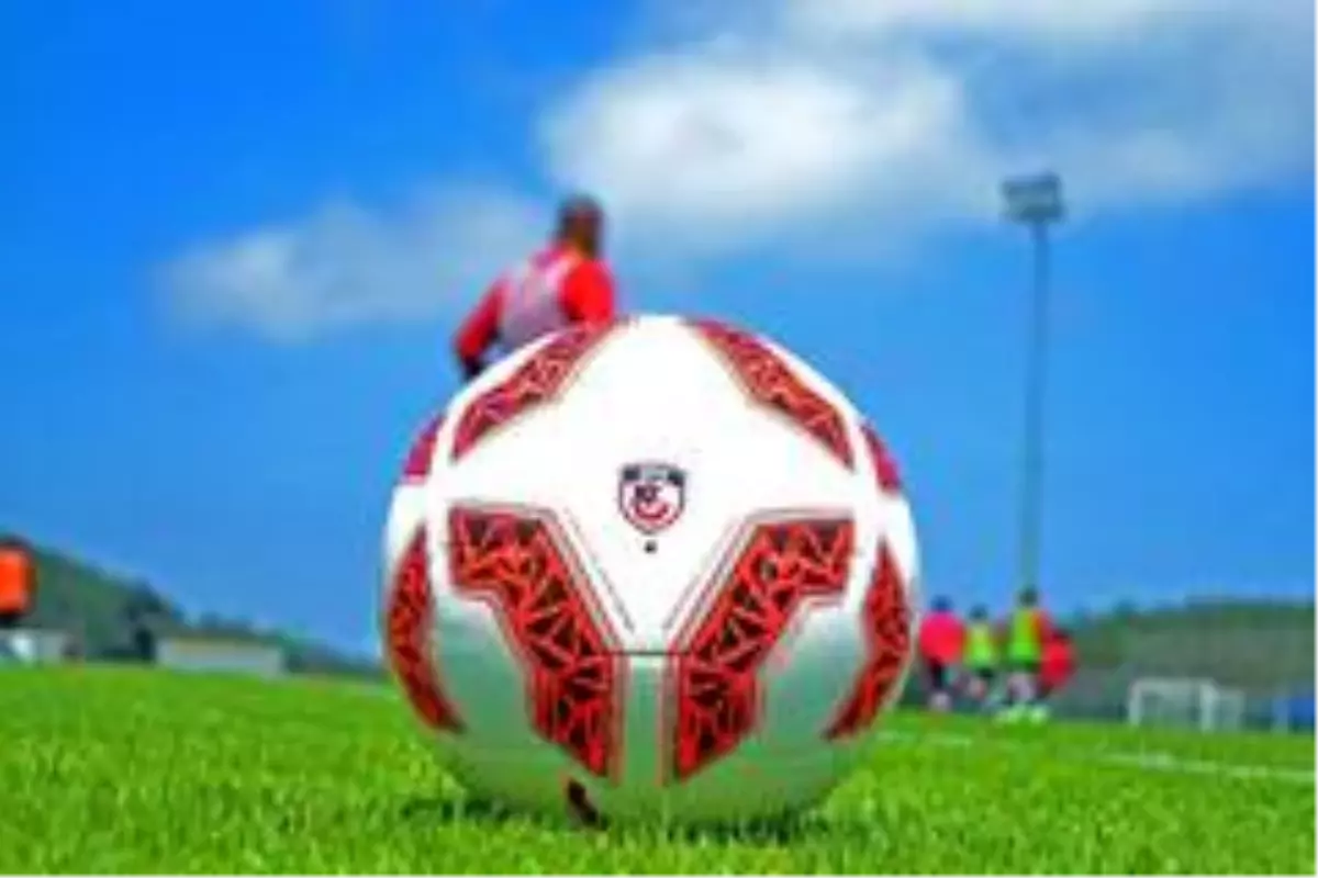 Gaziantep FK'ya kamp şoku