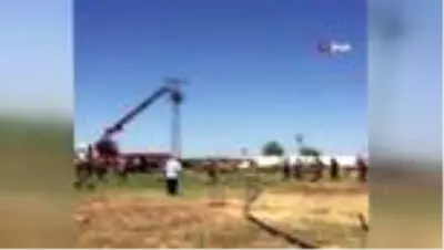 Kaçak trafolara el koyan görevlilere saldırdılar, jandarma ateş açarak müdahale etti Kaçak trafolara el koyan görevlilere saldırdılar, jandarma ateş açarak müdahale etti