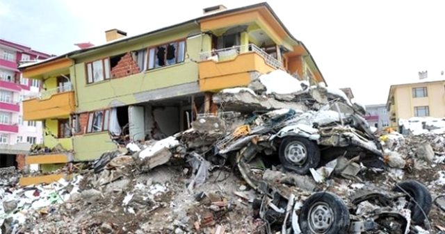 Türkiye'nin hiç unutamadığı 45 saniye! 21. yılında 17 Ağustos depremi ve sonrasında neler yaşandı