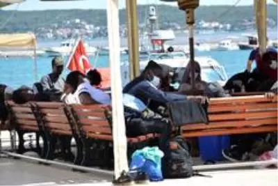 Ayvalık'ta 42 düzensiz göçmen kurtarıldı Ayvalık'ta 42 düzensiz göçmen kurtarıldı