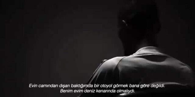 Beşiktaş, Bernard Mensah transferini açıklarken Galatasaray'a göndermede bulundu