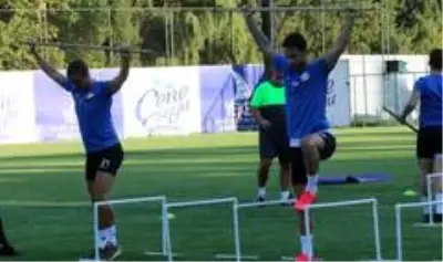 Derincespor sezonu açtı Derincespor sezonu açtı