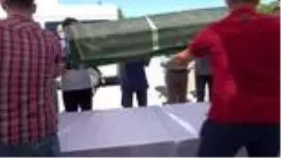 Son dakika haberi... KONYA Kazada hayatını kaybeden öğretim üyesi için gözyaşları sel oldu