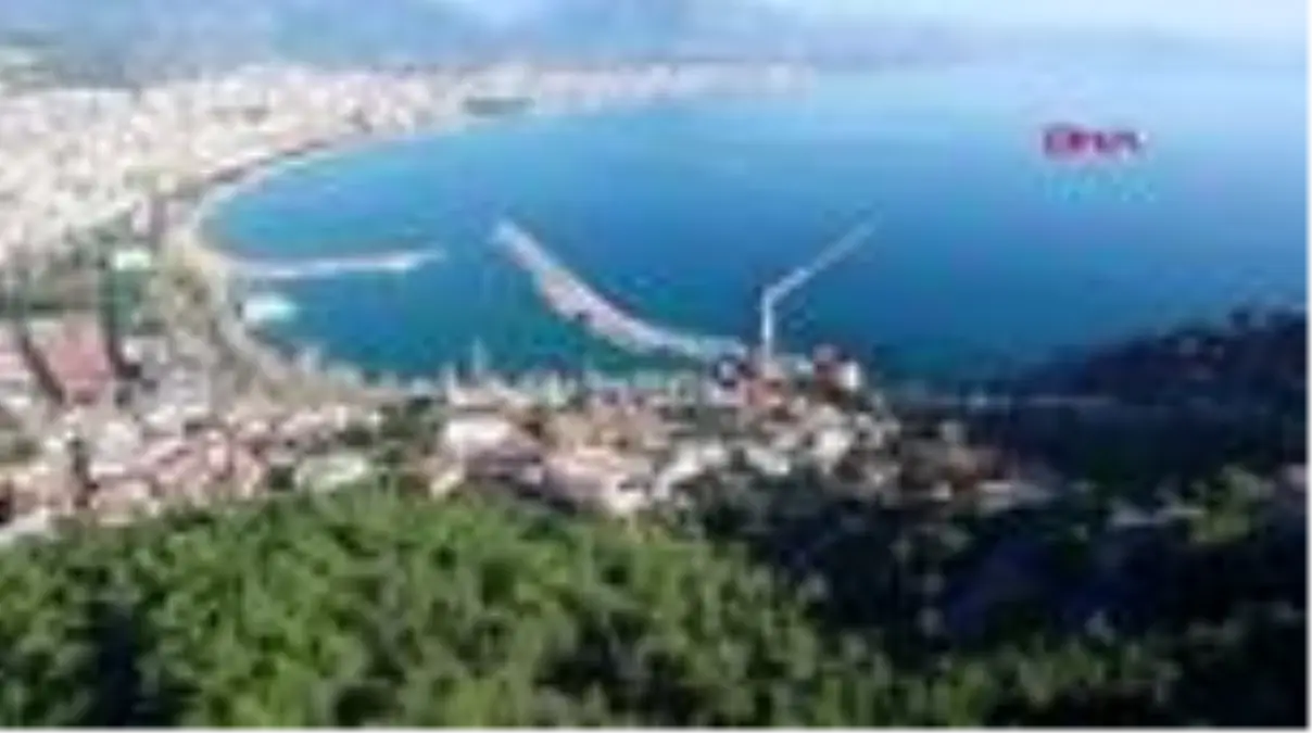 Son dakika haberleri! ANTALYA Türkiye'yi güvenli bulan turistlerden 'Türkiye'ye gelin' çağrısı