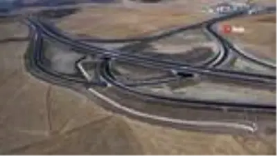 Bakan Karaismailoğlu, Ankara-Niğde otoyolunu inceledi