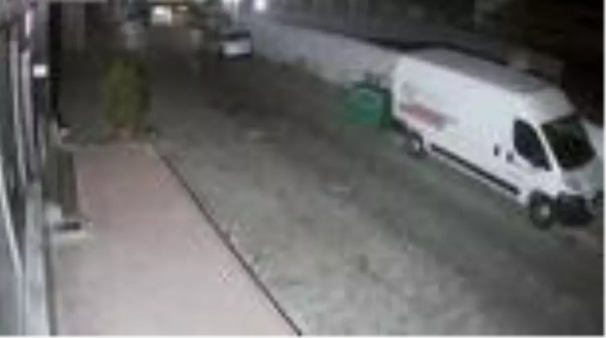 Son dakika haber! Hırsızlık yaptıkları iddiasıyla gözaltına alınan 3 şüpheli tutuklandı