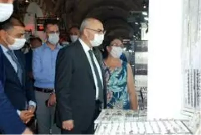 İzmir'deki korona virüs denetimlerine Vali Köşger katıldı İzmir'deki korona virüs denetimlerine Vali Köşger katıldı