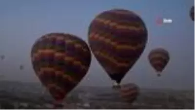 Kapadokya'da balonlar gökyüzü ile yeniden buluşuyor Kapadokya'da balonlar gökyüzü ile yeniden buluşuyor