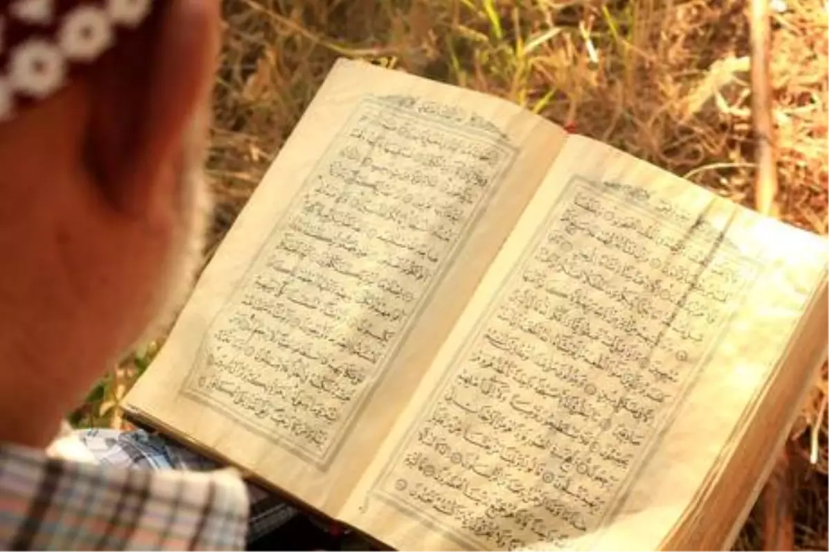 Mülk (Tebareke) Suresi okunuşu ve anlamı nedir? Mülk Suresi Arapça yazılışı ve Türkçe meali, Mülk Suresi sesli dinle