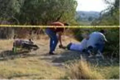 Arkadaşlar arasındaki tartışma büyüyünce kan döküldü: 1 ölü Arkadaşlar arasındaki tartışma büyüyünce kan döküldü: 1 ölü