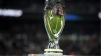 UEFA, Süper Kupa'nın sınırlı seyirciyle oynanma ihtimalinin olduğunu açıkladı UEFA, Süper Kupa'nın sınırlı seyirciyle oynanma ihtimalinin olduğunu açıkladı