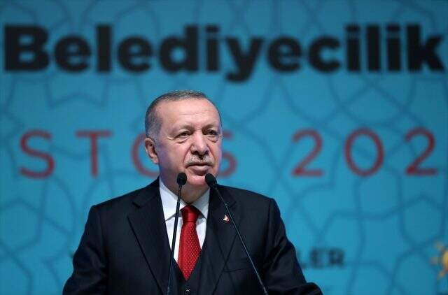 Cumhurbaşkanı Erdoğan, İBB Başkanı İmamoğlu'nu eleştirdi: İstanbul çöp dağlarıyla adeta bir rezillik Cumhurbaşkanı Erdoğan, İBB Başkanı İmamoğlu'nu eleştirdi: İstanbul çöp dağlarıyla adeta bir rezillik