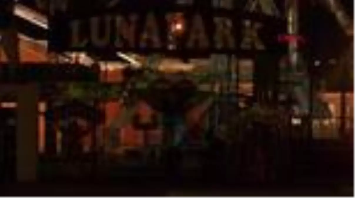 Lunaparkta eğlence halatı koptu 3 kişi hafif yaralandı