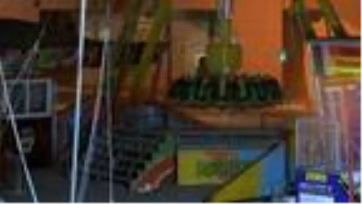 Lunaparkta eğlence halatı koptu: 3 yaralı