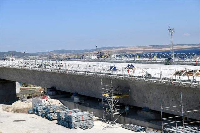 Tamamlandığında dünyanın en büyüğü olacak 1915 Çanakkale Köprüsü'nde çalışmalar hızla devam ediyor