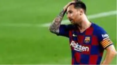 Yeni teknik direktör Koeman ile görüşen Messi, Barcelona'da kendine dair bir gelecek görmüyor Yeni teknik direktör Koeman ile görüşen Messi, Barcelona'da kendine dair bir gelecek görmüyor