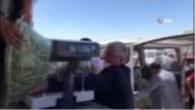 Son dakika haber... 3 bin 500 kişinin yevmiyeyle çalıştığı ovada fasulye hasadı başladı Son dakika haber... 3 bin 500 kişinin yevmiyeyle çalıştığı ovada fasulye hasadı başladı