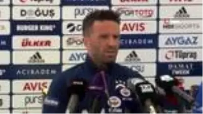 Gökhan Gönül: 'Yeniden doğmuş, futbola yeniden başlamış gibiyim' -2- Gökhan Gönül: 'Yeniden doğmuş, futbola yeniden başlamış gibiyim' -2-