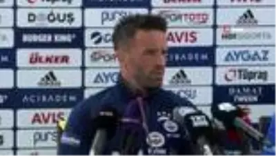 Gökhan Gönül: 'Yeniden doğmuş, futbola yeniden başlamış gibiyim' -2- Gökhan Gönül: 'Yeniden doğmuş, futbola yeniden başlamış gibiyim' -2-