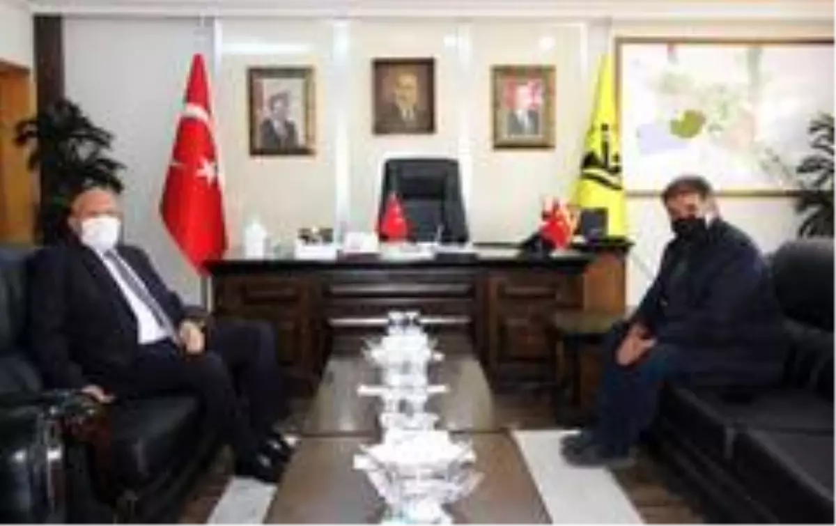 Milletvekili Battal'dan Başkan Pekmezci'ye ziyaret