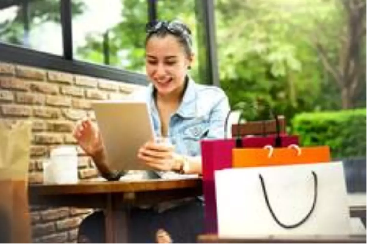 Pandemi, kadınların online alışveriş alışkanlıklarını değiştirdi