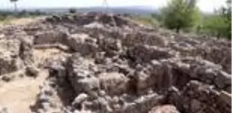 Tatarlı: Kilikya tarihinin daha fazla aydınlatılması için Tatarlı Höyük kazılıyor - ADANA Tatarlı: Kilikya tarihinin daha fazla aydınlatılması için Tatarlı Höyük kazılıyor - ADANA