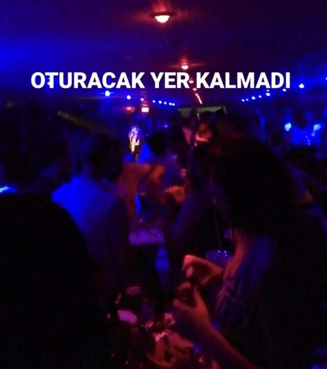 Koronaya rağmen yatlarda dip dibe eğlenip utanmadan sosyal medyada paylaştılar