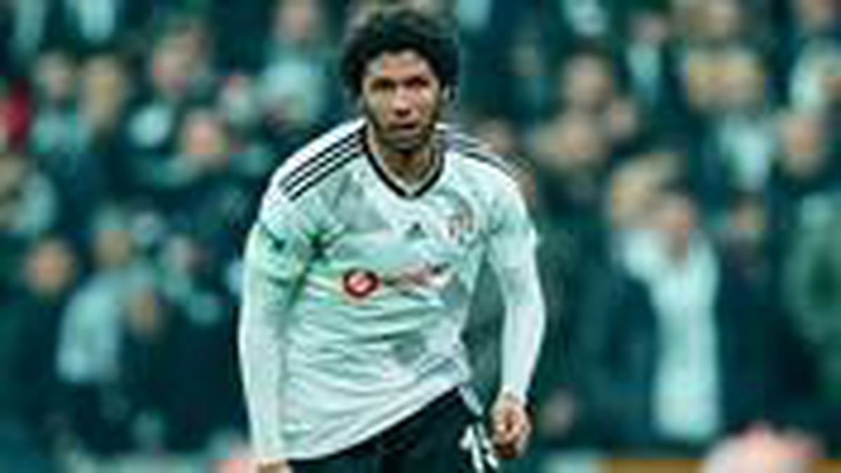 Lemina transferinde istediğini alamayan G.Saray, eski Beşiktaşlı Elneny'ye yöneldi