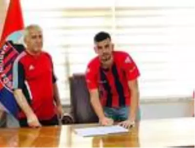 Son dakika haberi: Mardin Fosfat Spor'dan üç imza birden Son dakika haberi: Mardin Fosfat Spor'dan üç imza birden