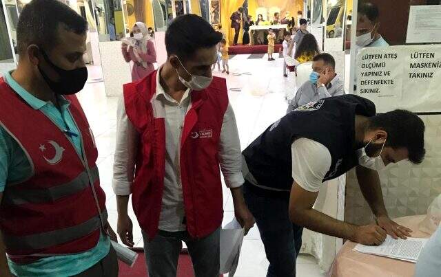 En çok vakaya sahip olan 5 ilden biri olan Şanlıurfa'da 40 milyon TL'lik koronavirüs cezası kesildi