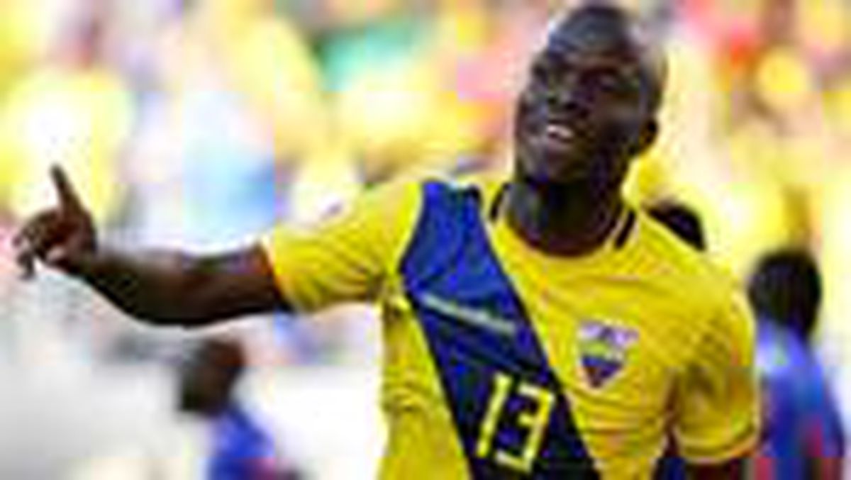Fenerbahçe, Enner Valencia'yı bekliyor!