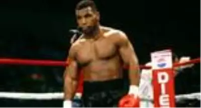 Mike Tyson kimdir? Mike Tyson müslüman mı? Mike Tyson namaz kıldığı videosu Mike Tyson kimdir? Mike Tyson müslüman mı? Mike Tyson namaz kıldığı videosu