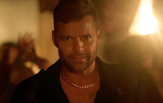 Ricky Martin kimdir? Ricky Martin, Demet Özdemir'in Instagram'da takip etti Ricky Martin kimdir? Ricky Martin, Demet Özdemir'in Instagram'da takip etti