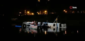Rusya'da batan tekneden 25 kişi kurtarıldı