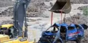 Doğankent: Selde şehit olan asker ve hayatını kaybeden 3 vatandaşın kimlikleri belli oldu Doğankent: Selde şehit olan asker ve hayatını kaybeden 3 vatandaşın kimlikleri belli oldu
