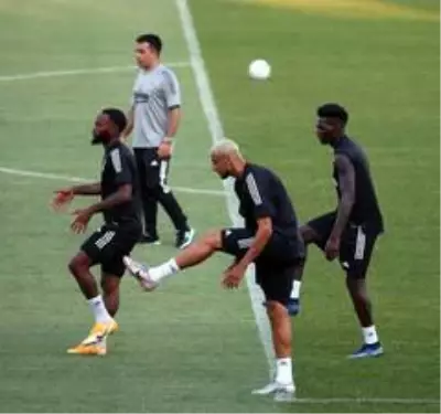 Beşiktaş, PAOK hazırlıklarını tamamladı Beşiktaş, PAOK hazırlıklarını tamamladı