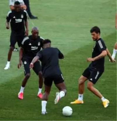 Beşiktaş, PAOK hazırlıklarını tamamladı Beşiktaş, PAOK hazırlıklarını tamamladı