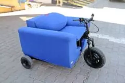 Oto aksesuarcısı bu sefer de koltuktan motosiklet yaptı