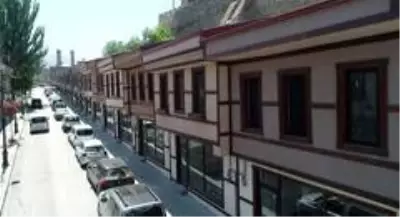 Erzurum'un Tarihi Batpazarı da canlandı Erzurum'un Tarihi Batpazarı da canlandı