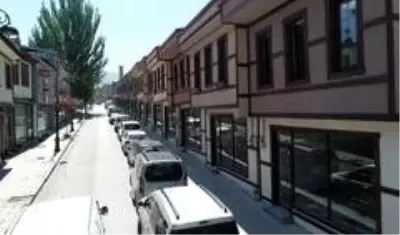 Erzurum'un Tarihi Batpazarı da canlandı Erzurum'un Tarihi Batpazarı da canlandı