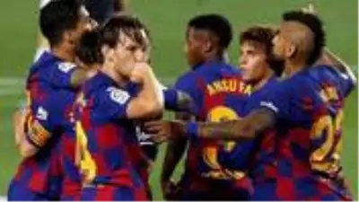 Galatasaray'ın görüştüğü Ivan Rakitic, Sevilla'ya geri dönmek istiyor Galatasaray'ın görüştüğü Ivan Rakitic, Sevilla'ya geri dönmek istiyor