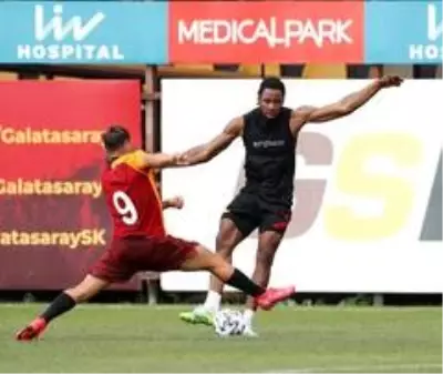 Galatasaray, U19 Takımı'nı 6-2 mağlup etti Galatasaray, U19 Takımı'nı 6-2 mağlup etti