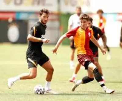 Galatasaray, U19 Takımı'nı 6-2 mağlup etti Galatasaray, U19 Takımı'nı 6-2 mağlup etti